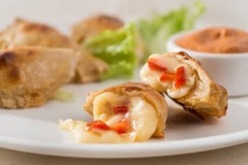 Empanadas rellenas de belpaese